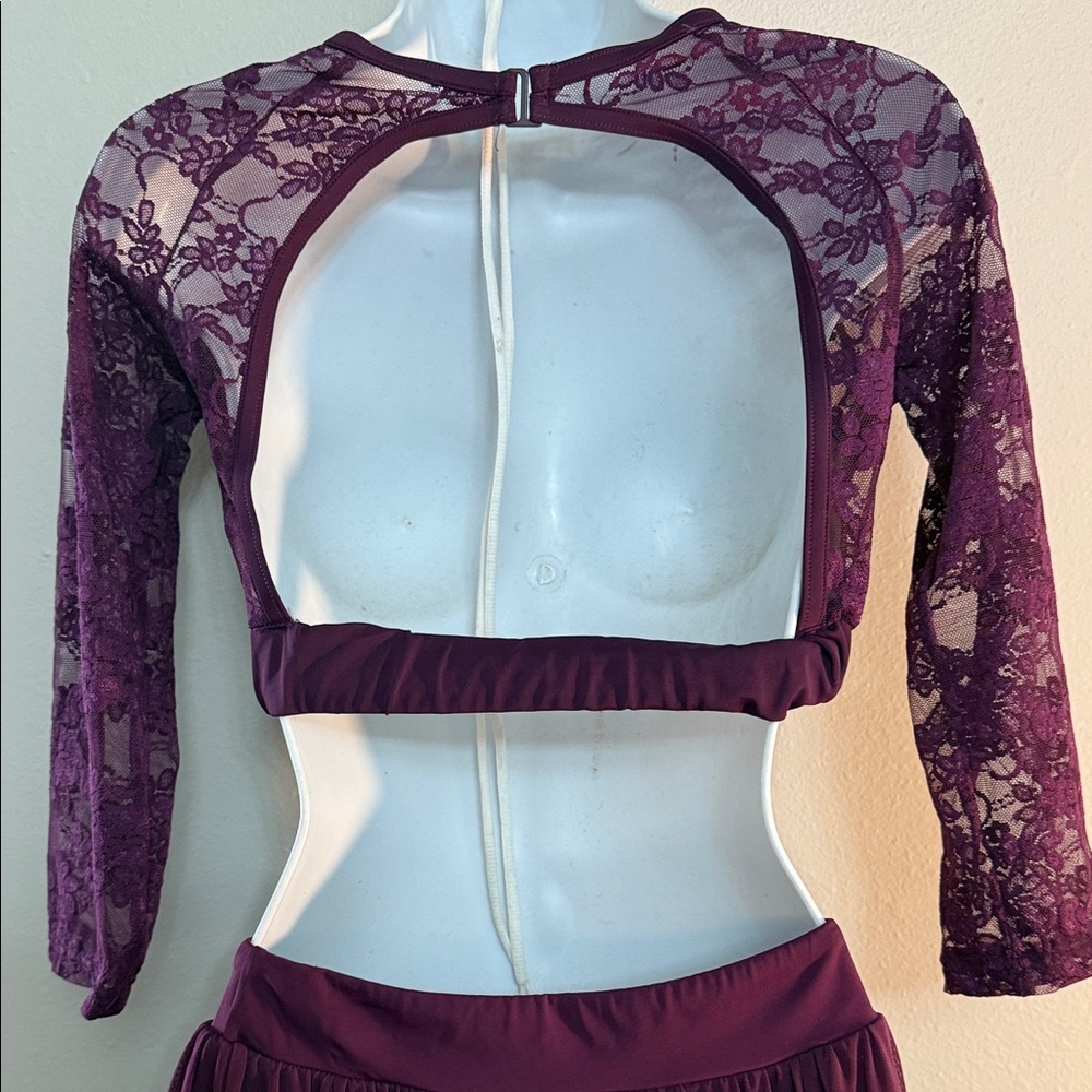Dance outfit Elegant Purple Lace Women's Skirt Set EUC - Picture 3 of 6